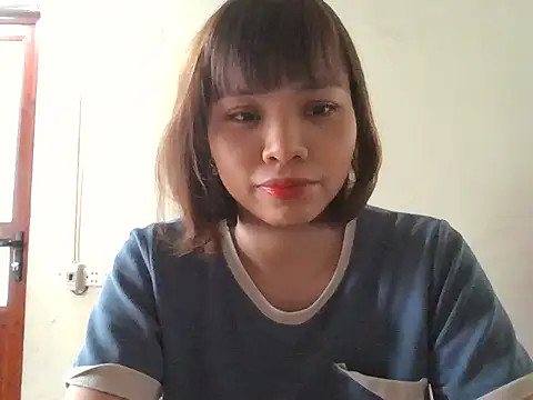 Snapshot of Angela-Eira chatting on October 12, 5:54 am Angela-Eira online show from October 12, 5:54 am