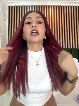 MonicaMoret online show from April 17, 12:40 pm