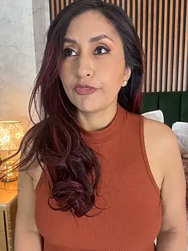 MonicaMoret online show from February 7, 12:53 pm