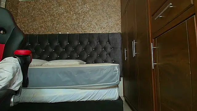 Snapshot of stella_xue chatting on September 24, 8:30 pm stella xue online show from September 24, 8:30 pm