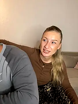 Snapshot of belle98 chatting on October 30, 8:21 pm belle98 online show from October 30, 8:21 pm