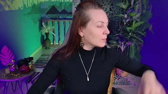 VandaRossi online show from November 29, 9:13 am