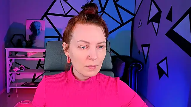 VandaRossi online show from December 19, 9:45 am