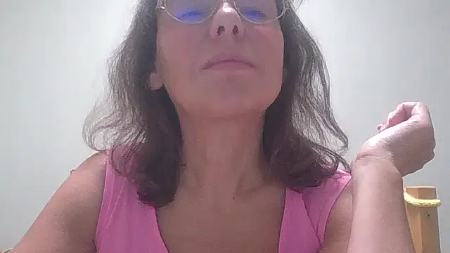 HollyJewel online show from October 6, 6:56 pm