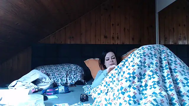 BoeseMoni1998 online show from December 5, 11:00 am