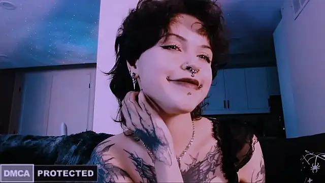 NaughtyLittleFox online show from January 19, 5:14 am