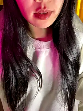 minmin2kk5 online show from December 5, 3:57 pm