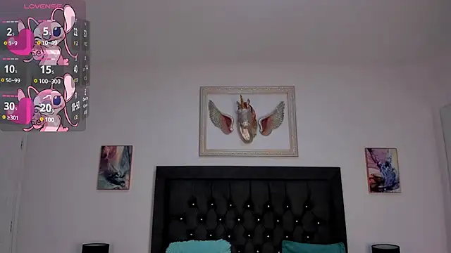 manu lara online show from November 2, 12:08 pm