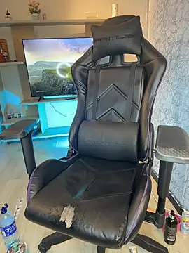 saracaball  online show from April 5, 7:07 am