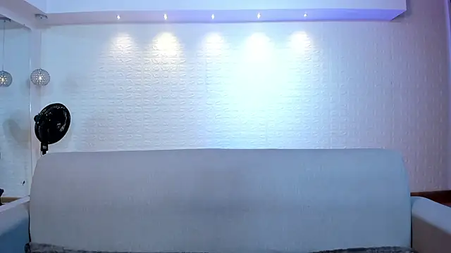 violet scott online show from October 28, 10:54 am