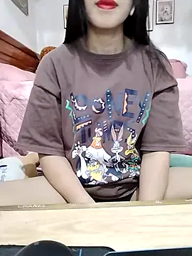 Snapshot of cream1299 chatting on October 17, 1:42 am cream1299 online show from October 17, 1:42 am