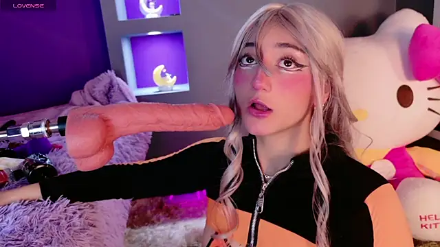 miia  baker online show from February 8, 12:09 pm