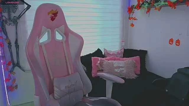 Snapshot of keyla_roberts777 chatting on October 14, 12:52 pm keyla roberts777 online show from October 14, 12:52 pm