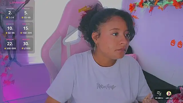 Snapshot of keyla_roberts777 chatting on October 15, 3:25 pm keyla roberts777 online show from October 15, 3:25 pm