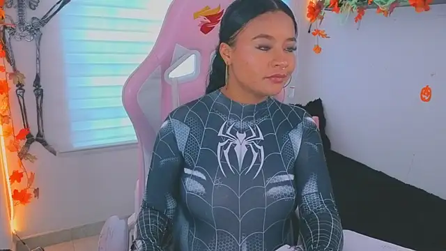 Snapshot of keyla_roberts777 chatting on October 24, 9:00 pm keyla roberts777 online show from October 24, 9:00 pm