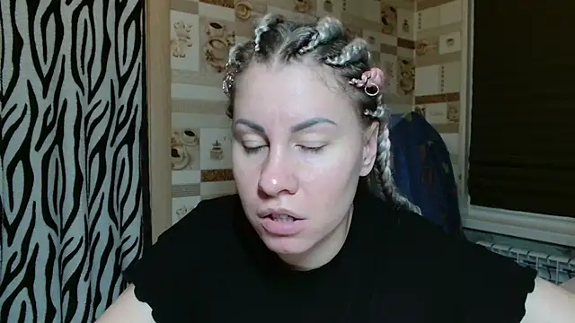 TherestlessKitty online show from May 1, 10:24 pm