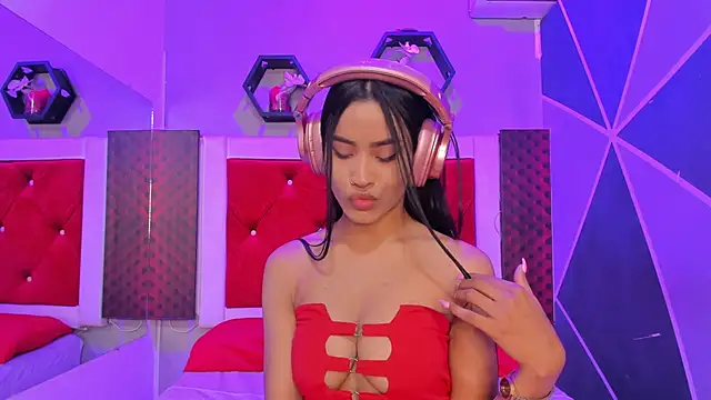 Karoll014 online show from October 6, 11:49 am