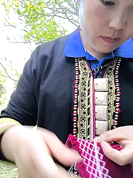 Snapshot of Sweetlove_77 chatting on September 16, 8:33 am Sweetlove 77 online show from September 16, 8:33 am