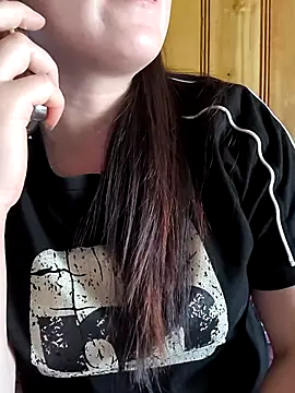 Snapshot of Sweetlove_77 chatting on October 11, 3:22 am Sweetlove 77 online show from October 11, 3:22 am