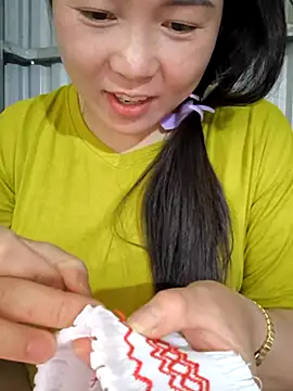 Snapshot of Sweetlove_77 chatting on October 14, 3:42 am Sweetlove 77 online show from October 14, 3:42 am