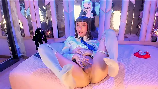 MadisonWood01 online show from November 13, 4:17 pm