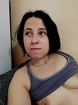 Gussie Bridie online show from October 13, 6:16 am