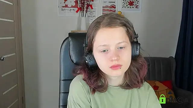 Alina Mills online show from May 18, 9:37 am
