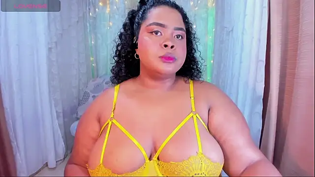 Snapshot of Ana_off_alana chatting on October 20, 10:13 pm Ana off alana online show from October 20, 10:13 pm