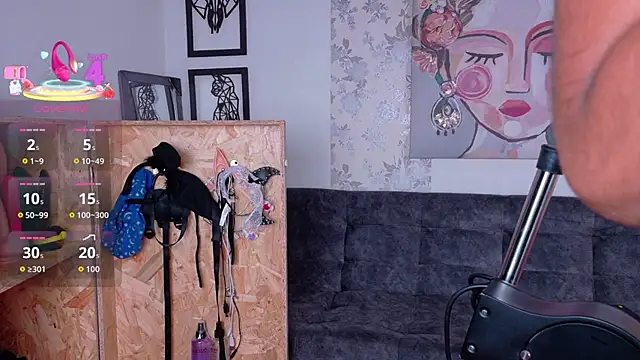 Snapshot of taty_miller chatting on September 17, 8:29 pm taty miller online show from September 17, 8:29 pm