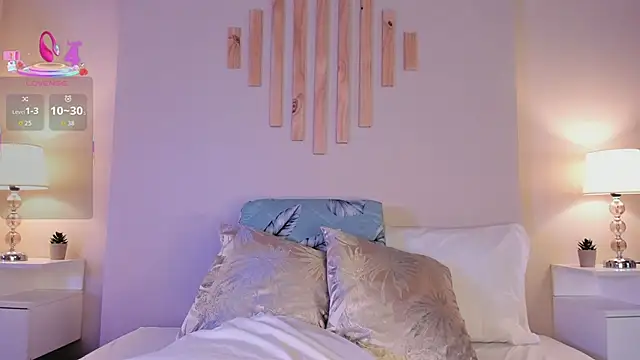 Snapshot of VictoriaNoah_ chatting on September 23, 7:56 pm VictoriaNoah  online show from September 23, 7:56 pm