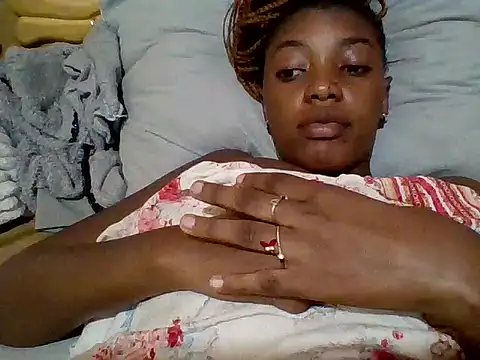 Zara Twilight online show from February 2, 11:59 pm