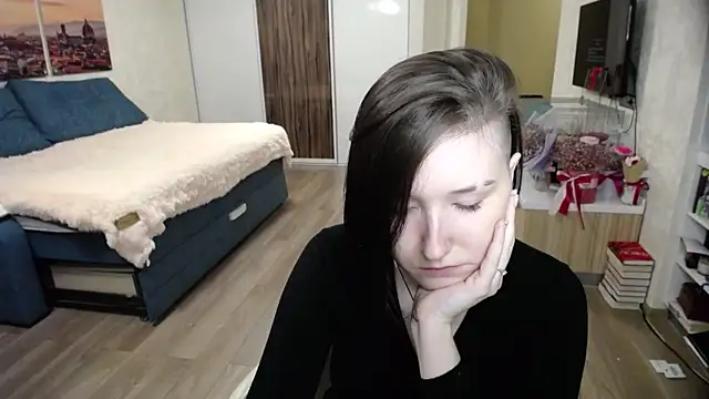 Kira Bakker online show from October 22, 5:51 pm