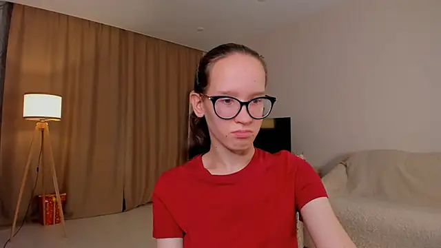 BettyBrowni online show from October 3, 4:12 pm