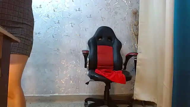 Snapshot of Samantabrown_ chatting on September 30, 11:49 am Samantabrown online show from September 30, 11:49 am