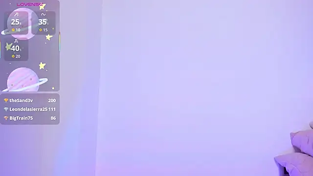 Snapshot of Lucyortiz_ chatting on September 22, 7:34 pm Lucyortiz online show from September 22, 7:34 pm