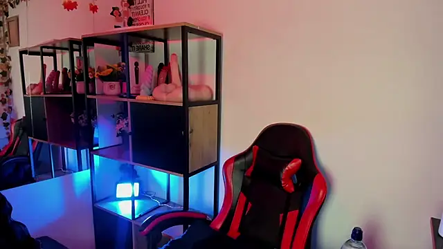 Snapshot of Amy_hoy69 chatting on October 15, 2:47 am Amy hoy69 online show from October 15, 2:47 am