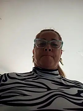 natally ross21 online show from September 28, 2:22 pm