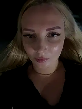 Snapshot of Aleksandrakis chatting on September 25, 8:39 pm Aleksandrakis online show from September 25, 8:39 pm