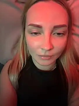 Snapshot of Aleksandrakis chatting on October 31, 10:14 pm Aleksandrakis online show from October 31, 10:14 pm