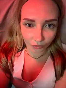 Snapshot of Aleksandrakis chatting on October 29, 9:39 pm Aleksandrakis online show from October 29, 9:39 pm