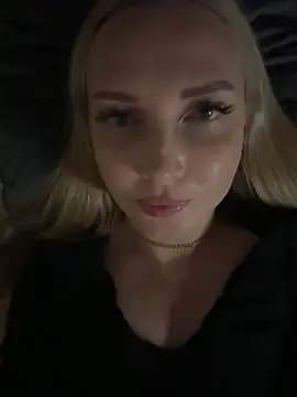 Snapshot of Aleksandrakis chatting on September 24, 8:30 pm Aleksandrakis online show from September 24, 8:30 pm