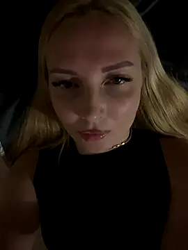 Snapshot of Aleksandrakis chatting on September 20, 9:35 pm Aleksandrakis online show from September 20, 9:35 pm