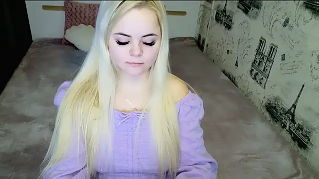 lovely-eyes online show from February 26, 7:13 pm