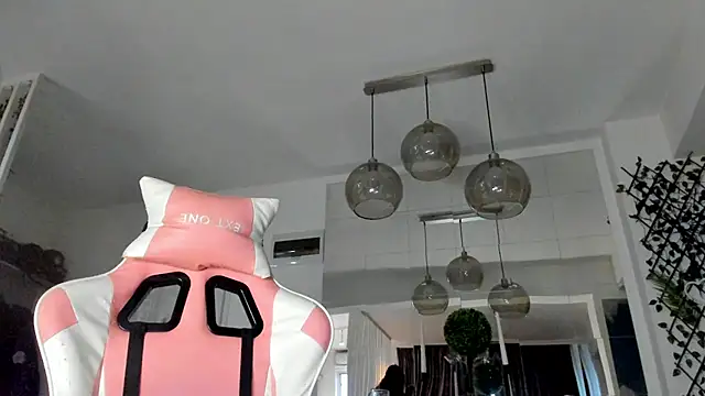 Snapshot of IreneVON chatting on September 30, 4:40 am IreneVON online show from September 30, 4:40 am