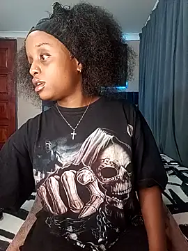 Queen-Chocolate online show from March 21, 3:22 am