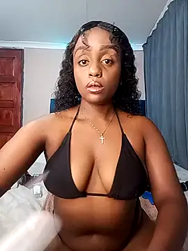 Queen-Chocolate online show from March 1, 1:49 am