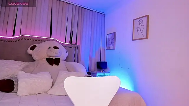 Bella ev online show from April 15, 4:46 am