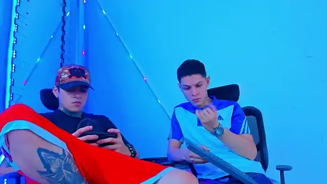 HOT boy2025 online show from October 18, 5:54 am