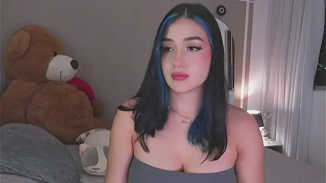 AnnyHizzle online show from October 9, 2:15 am