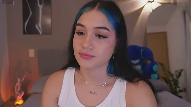 AnnyHizzle online show from December 21, 10:35 pm